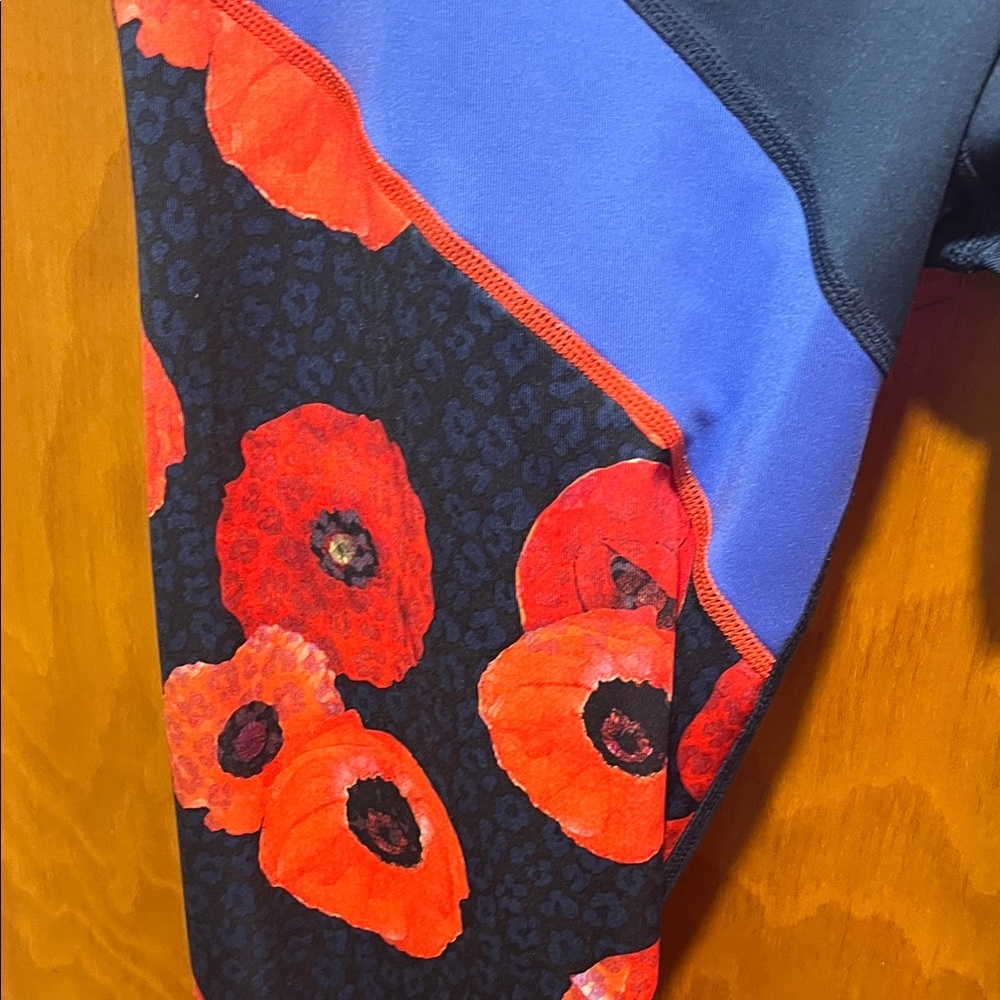 JoyLab Capris with Red Floral and Blue Accents - Picture 4 of 6